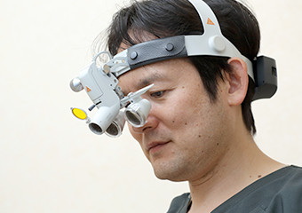 magnifier fitted with a light